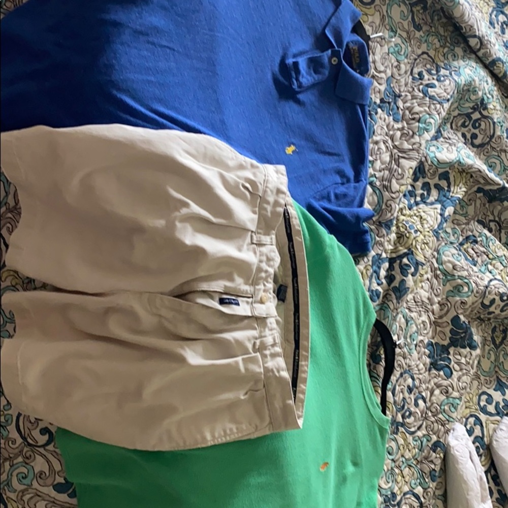 Bundle of 2 almost new POLO shirts; pair shorts